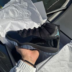 Jordan 11 Retro “Gamma Blue” Size 9 