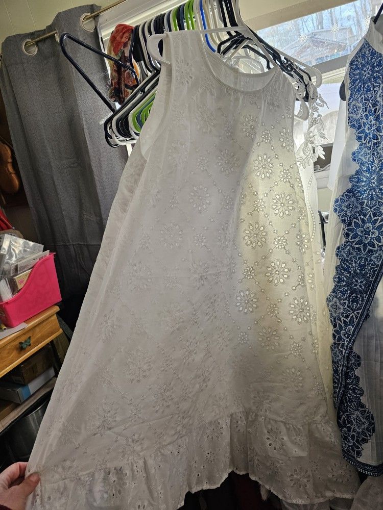 Dresses 