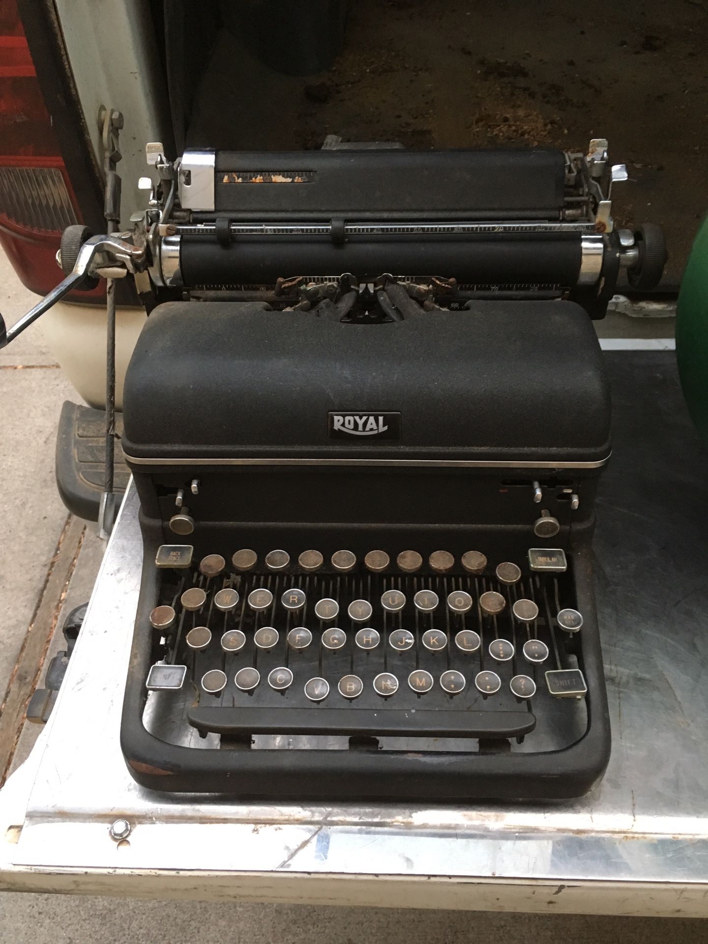 Royal typewriter