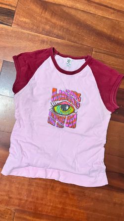 Graphic Fitted Tee