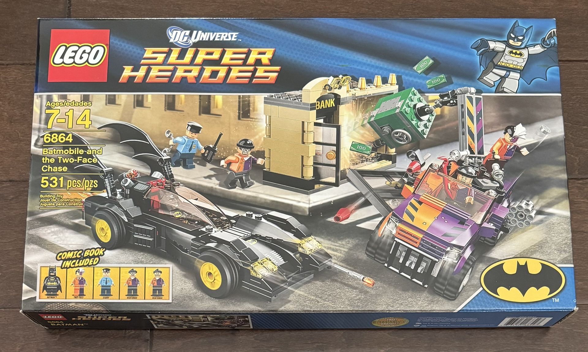LEGO DC Comics Super Heroes: Batmobile and the Two-Face Chase 6864