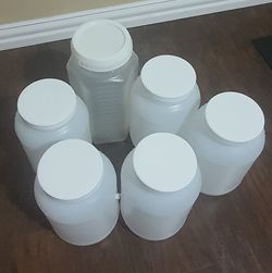 6 Plastic Jars( 1Gallon)