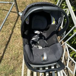 Chicco car seat 