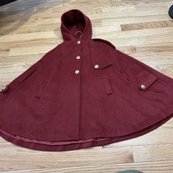 Women’s Classic Wool Hooded Cape 