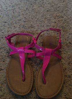 Girls size 2 Pink Sandals