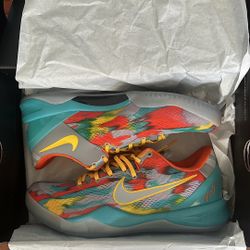 Venice Beach Kobe 8