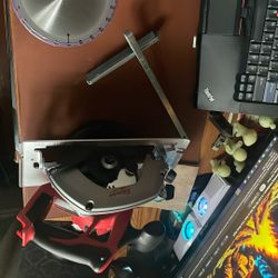 Milwaukee Circle Saw (Brand Spanking New)