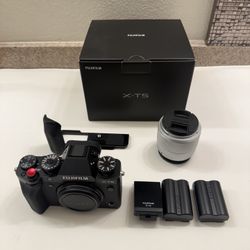 Fuji Xt5 With Accessories