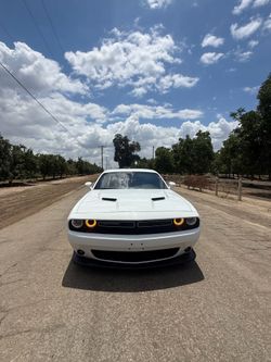 2016 challenger 6.4 scat pack clean title in hand