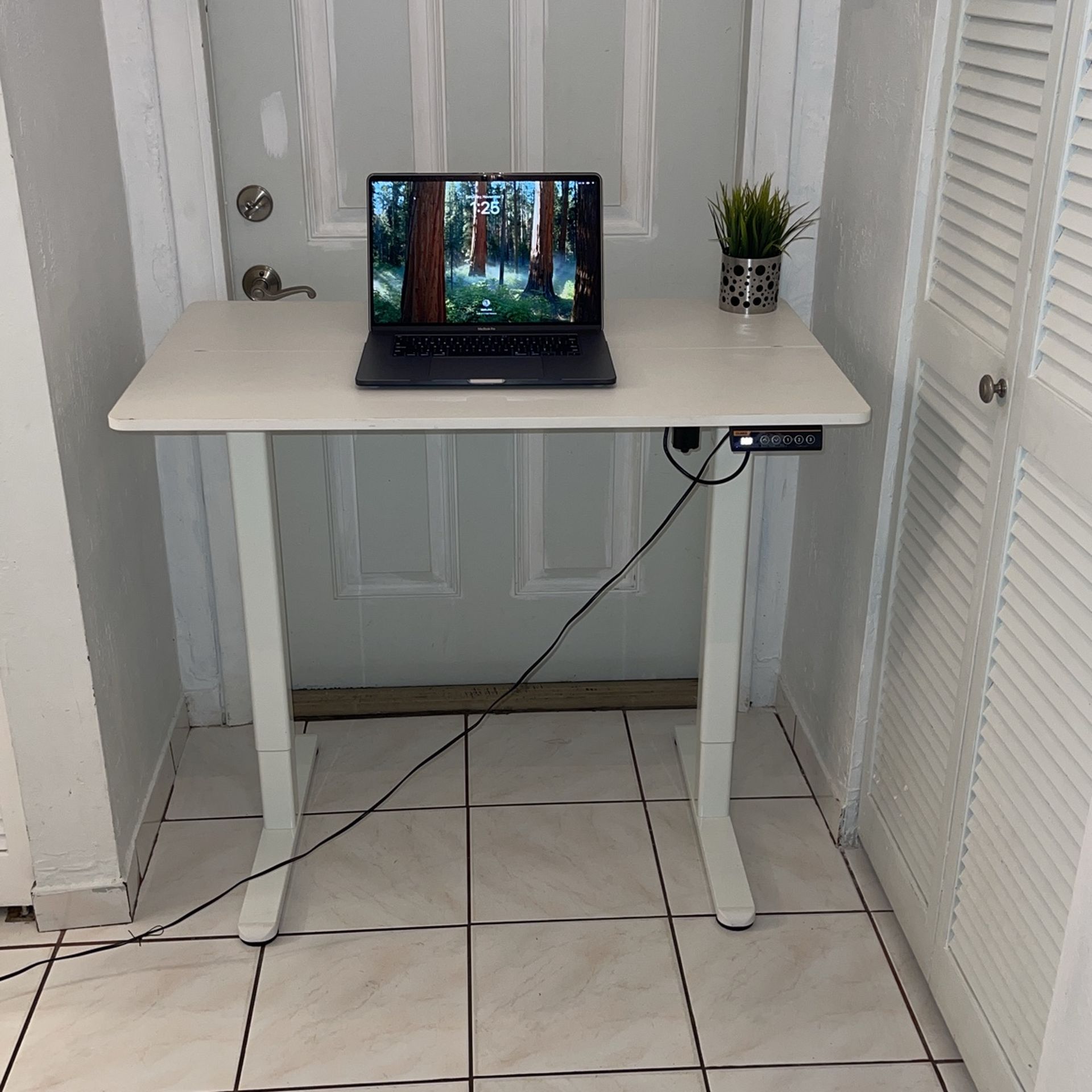 White Stand Up Desk $59 OBO
