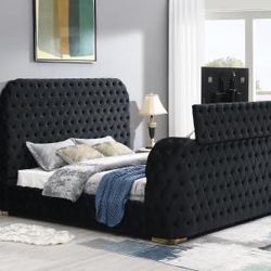 Bluetooth Speakers,Fireplace,TV Stand ,All Remote King Or Queen  Sale Priced At $999 Q $1099 King 