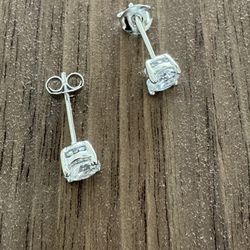 Lot of sterling silver 925 CZ Stud Earrings, Sterling Silver 925