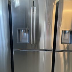 LG Counter-Depth MAX with Zero Clearance 3-Door French Door Refrigerator