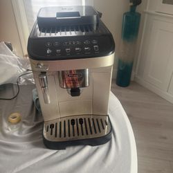 DeLonghi MAGNIFICA EVO