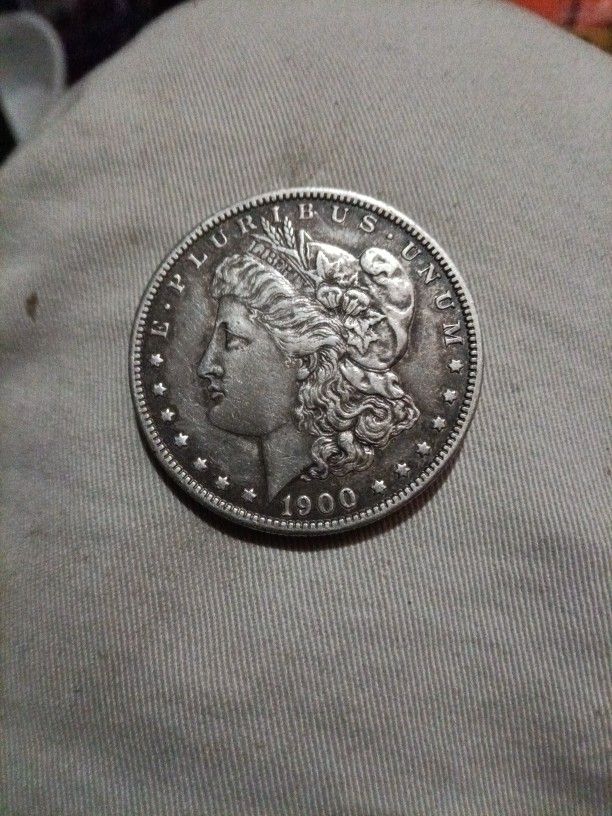 1900 Morgan Silver Dollar