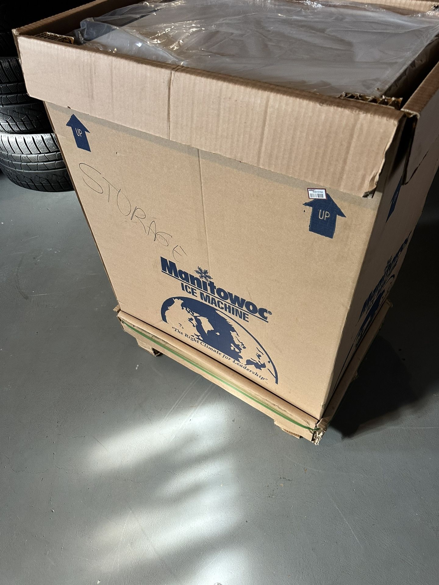 Commercial Ice Machine