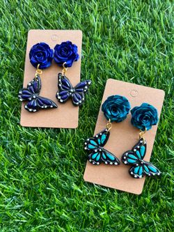 Aretes Hechos a mano, $13 el par en el area de Ontario