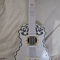 Coco  Guitar.