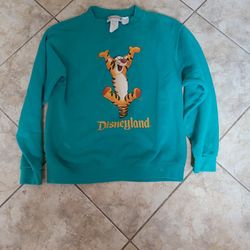 Tigger Sweatshirt Size 10/12 Like New