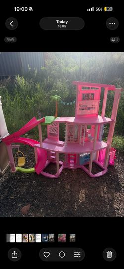 Barbie Dream House