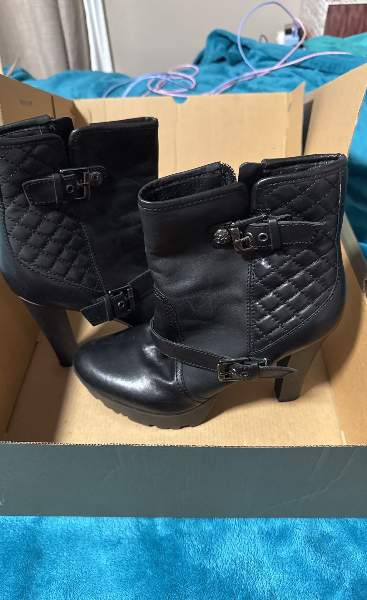 BOOT GUESS