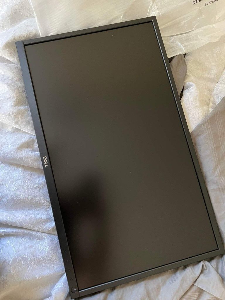 Dell Flat Screen Monitor 