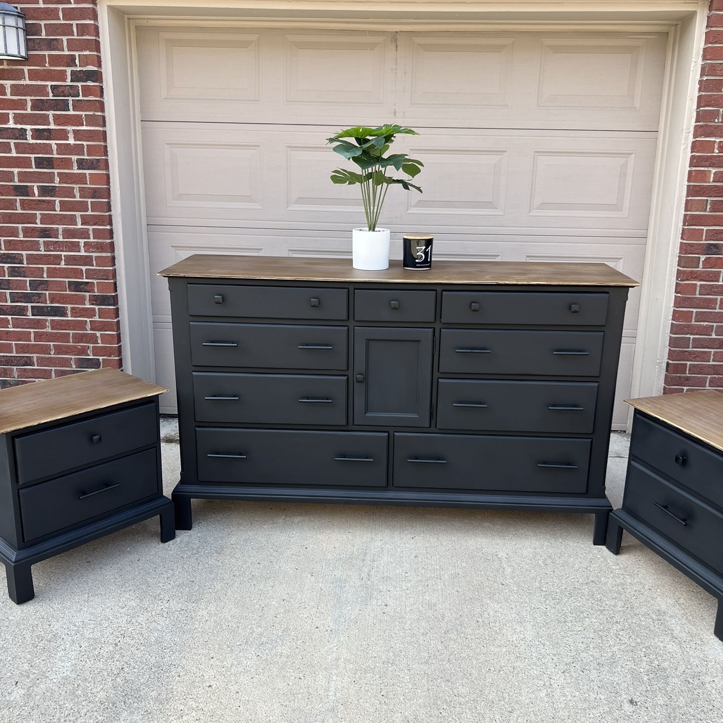 black dresser and nightstands Home Square 3 Piece Bedroom Set with 6 Drawer Double Dresser and Two 2 Drawer Nightstands in Black Woodgrain