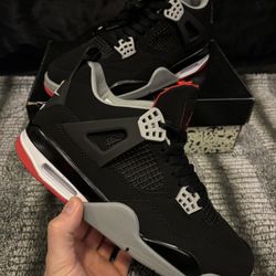 Jordan 4 Bred Size 10 Men’s Sneakers