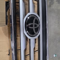 2021 Toyota Tacoma Trail edition Grill