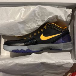 Kikker Marxistisch radiator Nike Kobe 4 Protro Carpe Diem for Sale in Chicago, IL - OfferUp