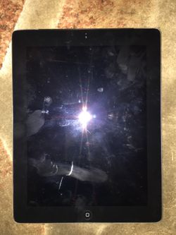 iPad 2 16GB 3G (FOR PARTS)