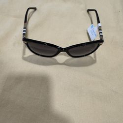 Burbery BE4216 glasses No Case No Box 