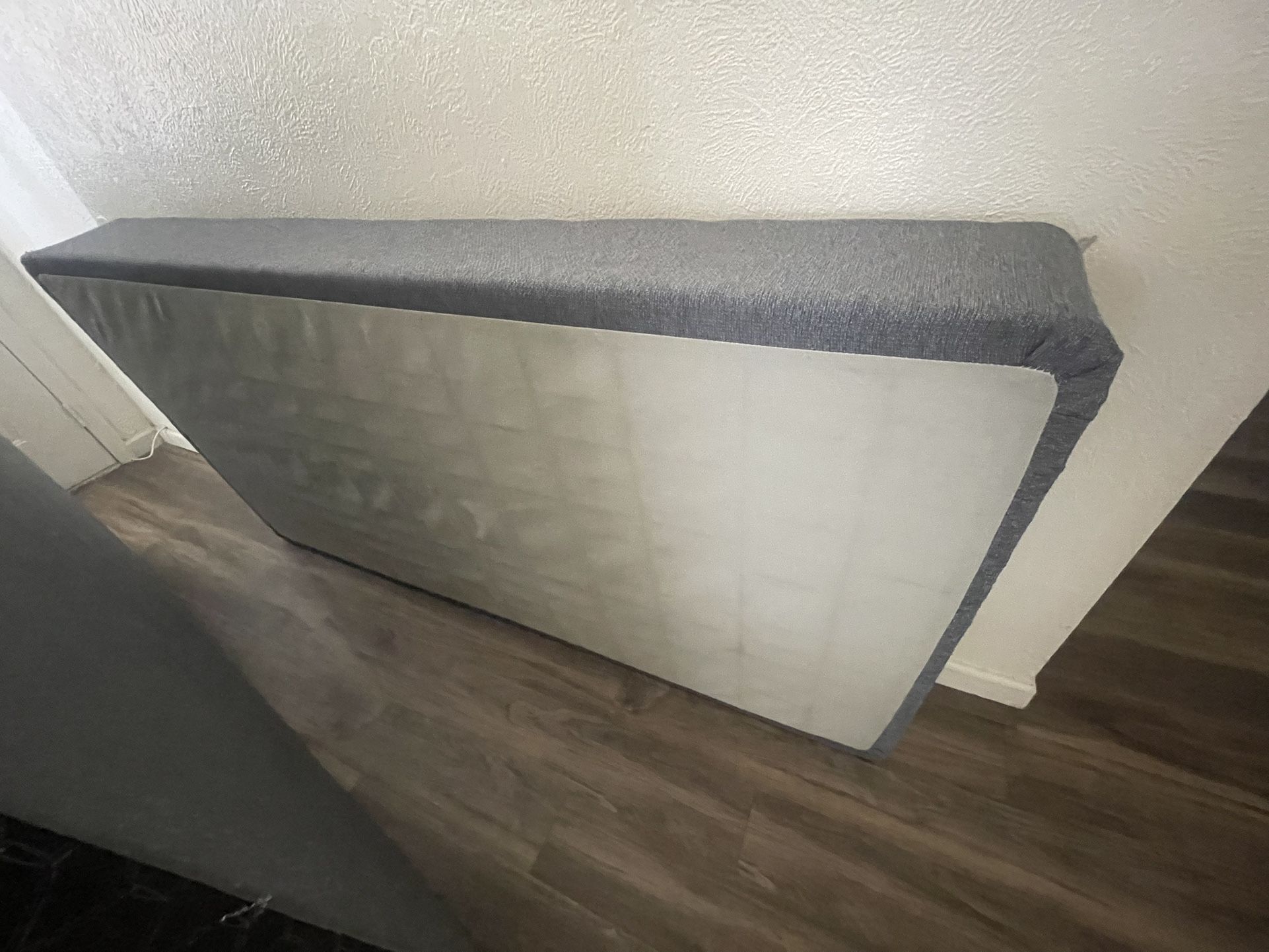 Spring Box Twin Bed (I Accept Offers)