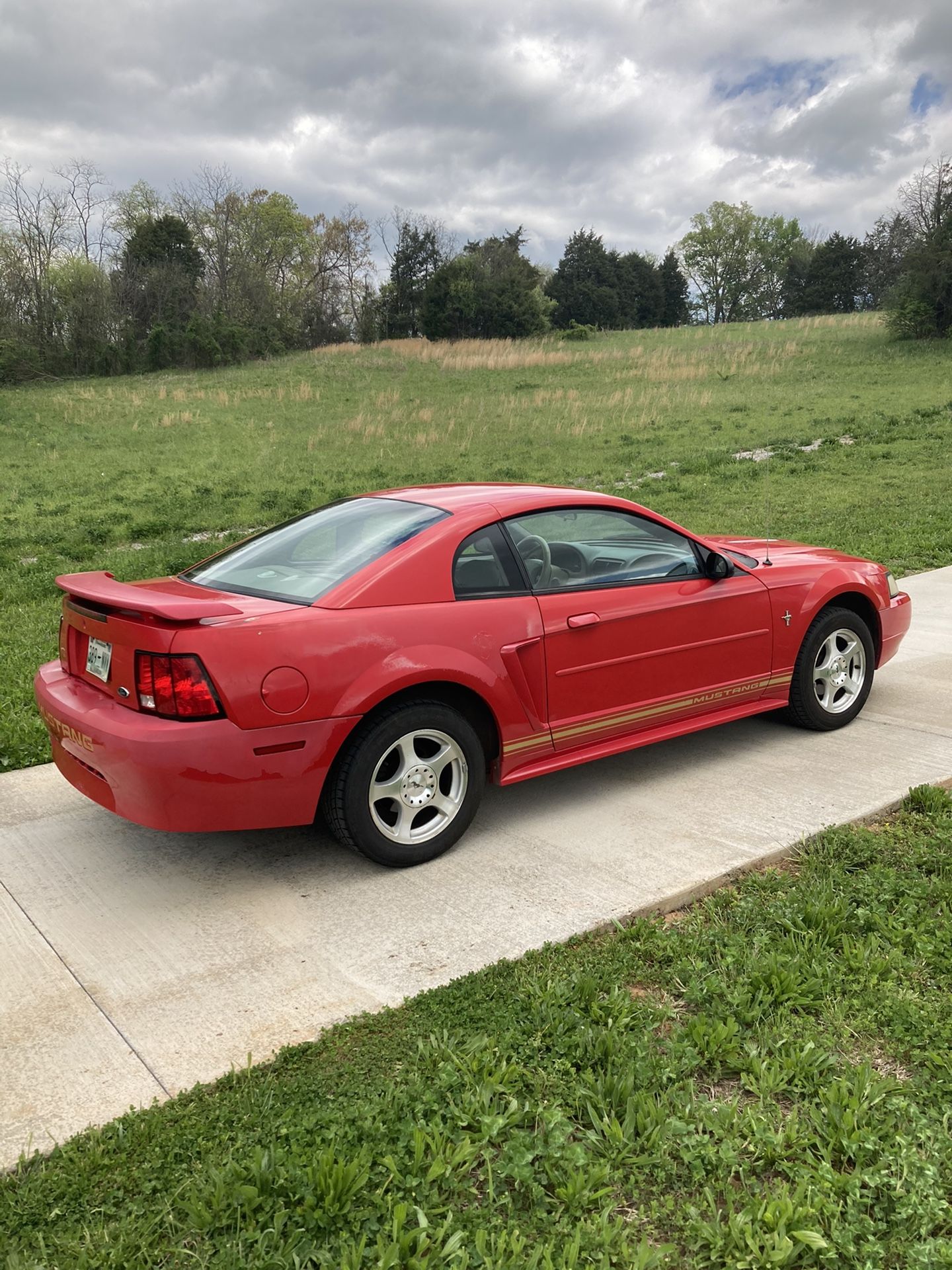 2003 Ford Mustang