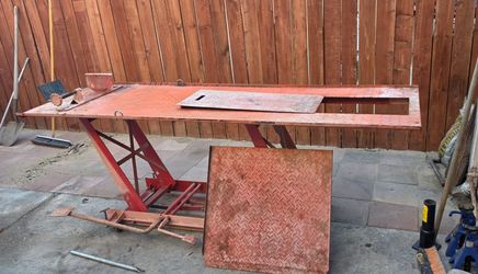 Motorcycle lift heavy duty