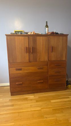 Room and Board cabinet / dresser / media console