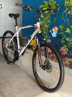 27.5 GT Mountain  Bike