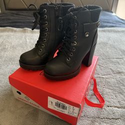 Dream Pairs Boot Heels with Laces 
