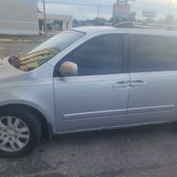 2007 KIA SEDONA MINI VAN