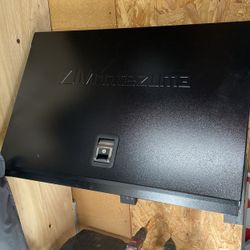 Montezuma Tool Box 36in X 17in Portable Triangle Lockable Multi-tier Toolbox Brand New In Box! 