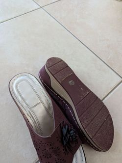 Faux suede size 9 womens