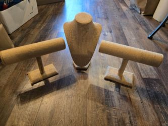 Burlap Wrapped Jewelry Displays