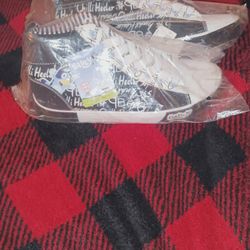 Brand new size 10½ Bluey shoes