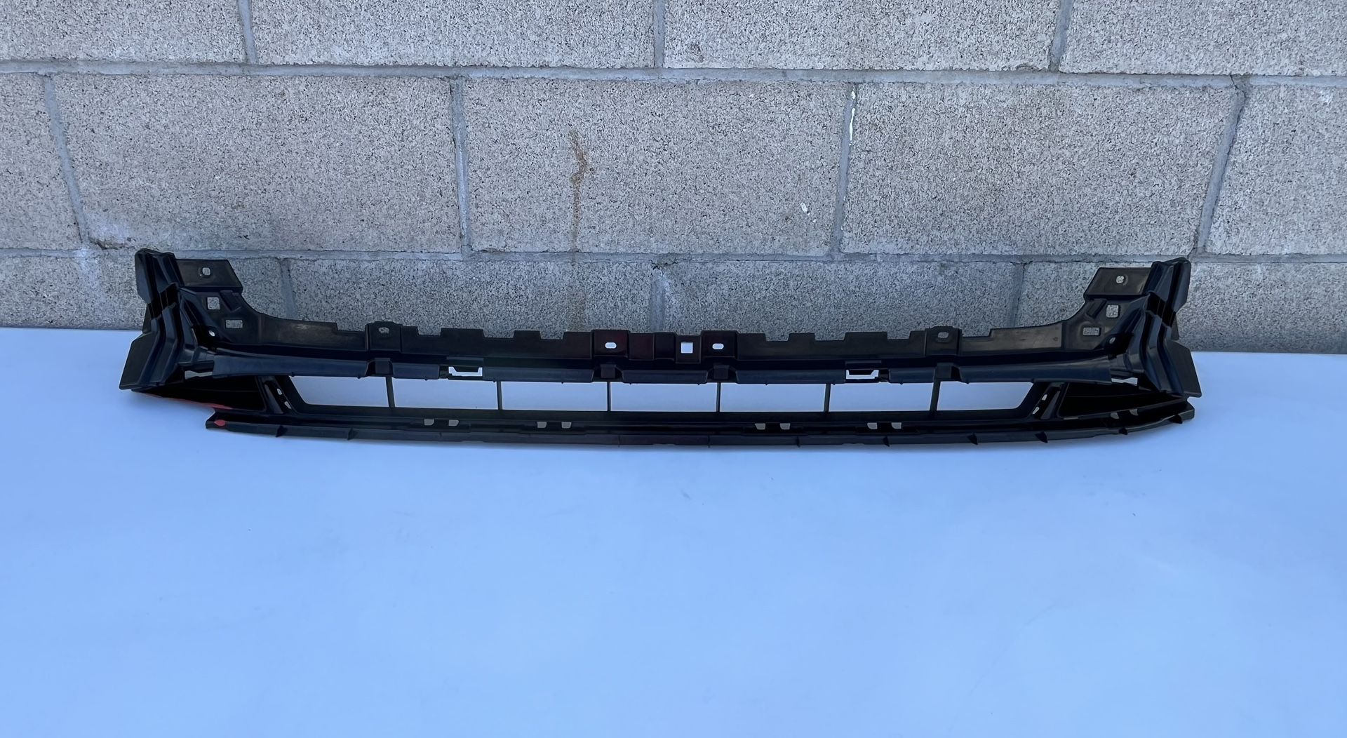 2020-2025 Audi A5 S5 Front Bumper Lower Grille Oem Used 8W6.807.683.D