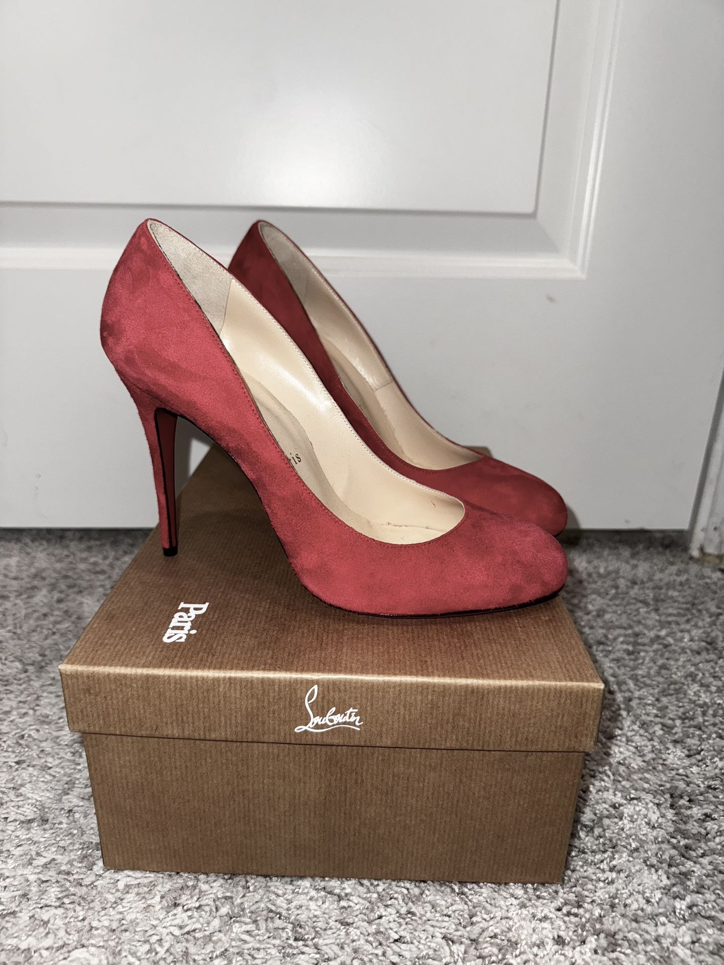 AUTH NIB Christian Louboutin Red Suede Fifi Pumps Sz VALENTINES
