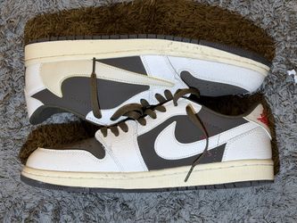 Travis Scott x Air Jordan 1 Low