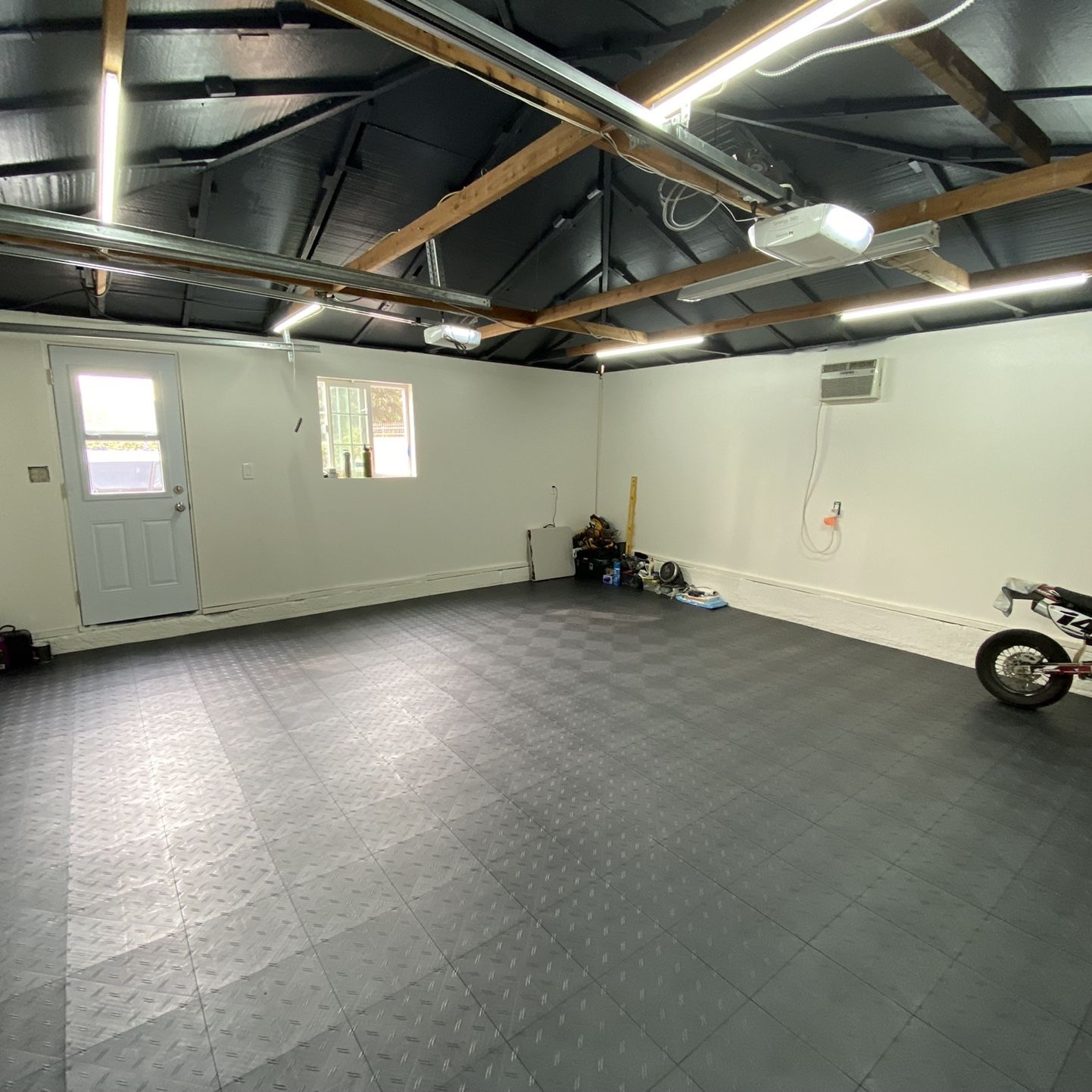 Motofloor Modular Garage Floor Tiles Dandk Organizer