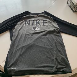Nike dri Fit MLB 3/4 Sleeve Large