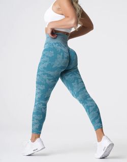New NVGTN Camo Seamless Leggings Teal Size M