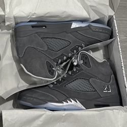 Jordan 5 WOLF GREY